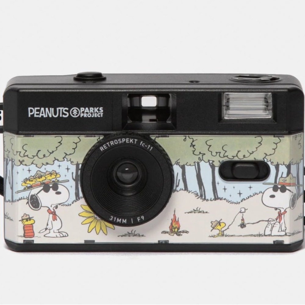 📸 RETROSPEKT- Peanuts Beagle Scouts 35 mm Film Camera